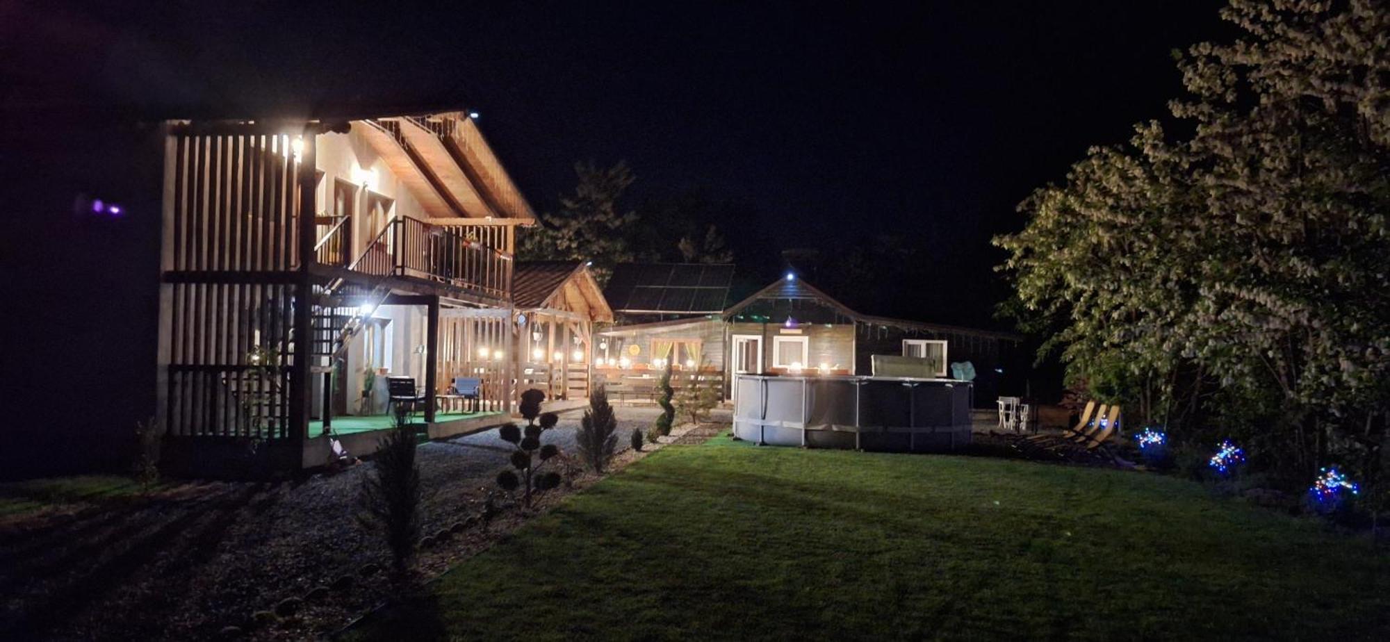 Cabana Oprisor ออกนา ซีบิวลุย ภายนอก รูปภาพ